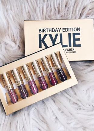 Набор матовых помад от Kylie
