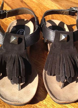 Великолепные кожаные женские сандалии босоножки Scholl 36 новые