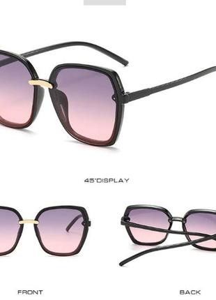 Крупные черные очки-бабочки с дымчатой линзой серо-розовый гра...