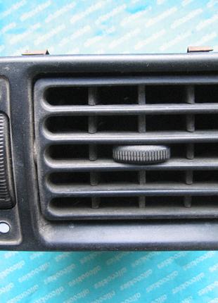 Ford Escort mk4 Orion mk2 дефлектор фронтальный передний правый.