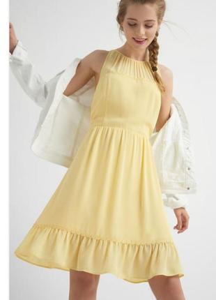 Платье нежно желтое лимонное