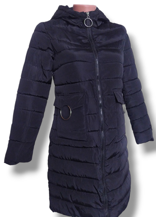 Женское демисезонное пальто. размер 42.