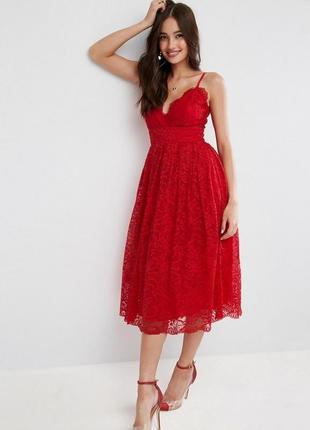 Шикарное яркое красное кружевное платье
