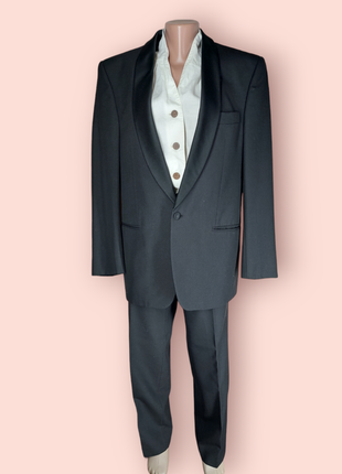 Шерстяной (45%) винтажный костюм с лампасами дорогого бренда