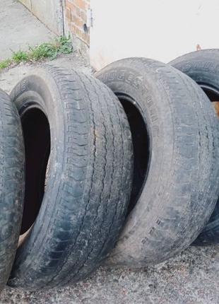 Шини Bridgestone Dueler H/T 840 265/65 R17 110S