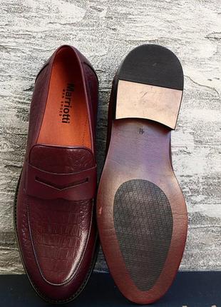 Шкіряні чоловічі туфлі коричневого кольору з принтом