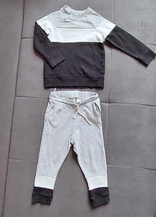 Фірмовий костюм h&m