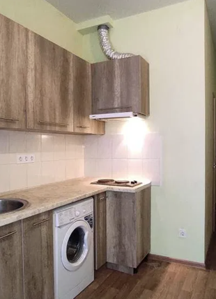 Продам студію біля метро Гагаріна
