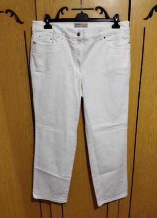 Стильні джинси білі стрейчеві брендові zerres хороша посадка