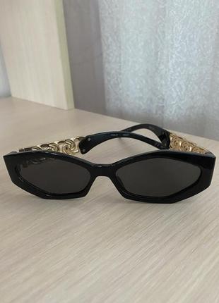 Черные солнцезащитные очки от c&amp;a