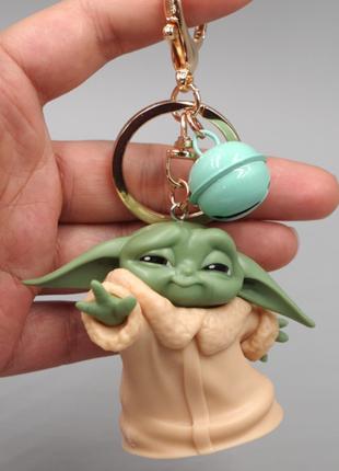 Брелок на ключи плотная резина бейби Йода Baby Yoda малыш Йода...