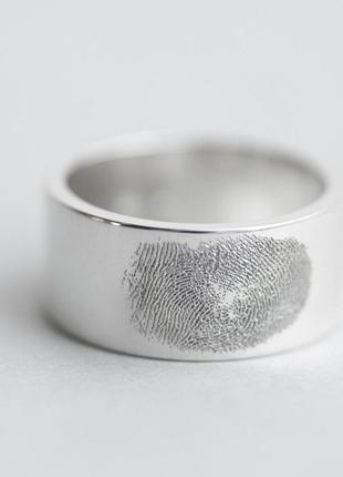 Кольцо с отпечатком пальца 112126о