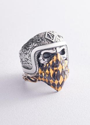 Серебряное кольцо "Череп с банданой" (чернение, позолота) 356