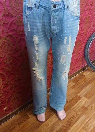 Американські прямі джинси з потертостями та принтом горошок ab...