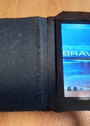 Планшет Bravis NP72 Black (2 ядра, 4Гб, Android 4.2)