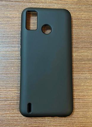 Чехол-накладка на телефон Tecno Spark 6 Go с микрофиброю черно...