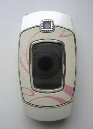 Телефон Samsung SGH-E500