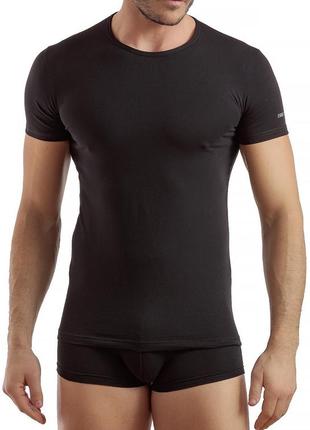 Черная мужская футболка enrico coveri et1000 nero 48(m) черный