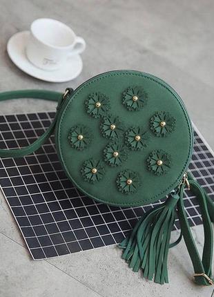 Женская круглая сумочка с цветами зеленый