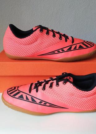 Футзалки 43-44
 nike mercurial x pro
