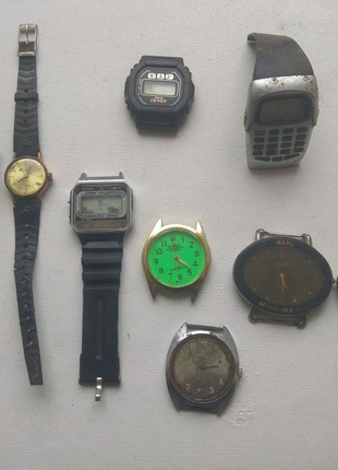Старые наручные часы СССР