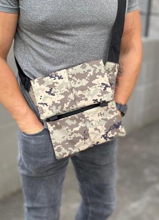Мужская тактическая сумка планшет через плечо с кобурой пиксель