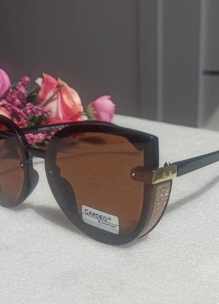Новые стильные очки бабочки (линза polarized) с блеском по бокам