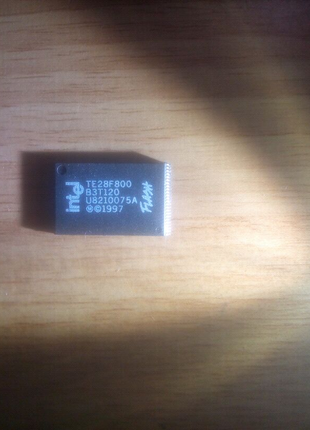 Intel Flash memory TF28F800