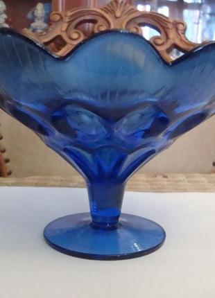 Редкая ваза - фруктовница ссср кобальт цветное стекло