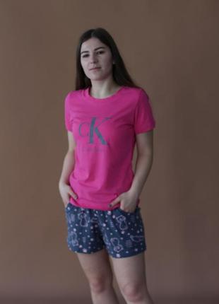 Жіноча піжама, шорти футболка  з логотипом  calvin klein