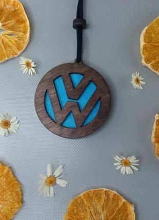 Ароматизаторы для volkswagen. аромат на выбор. дерево