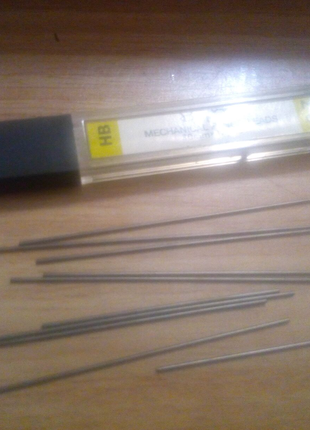Грифели для механического карандаша 0.7мм х 60мм