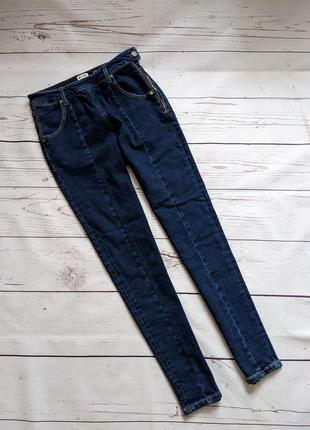 Темно синие, плотные джинсы от mustang
