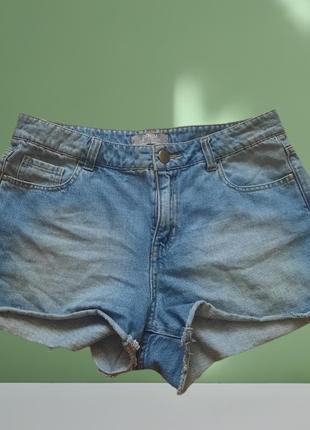 Короткие джинсовые шорты на лето от drothy perkins