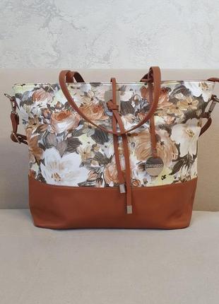 Стильная  вместительная женская сумка с цветочным принтом / бо...