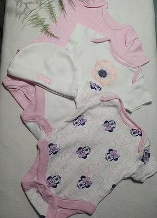 Комплект ніжно-рожеві бодіки для новонародженої