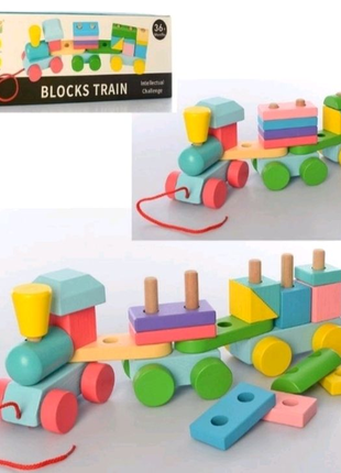 Поезд конструктор, цветные кубики, от 1 года