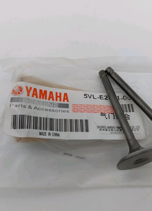 Клапаны впускной и выпускной на Yamaha YBR-125 Ямаха ЮБР 125