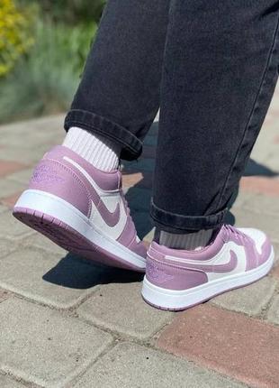 Кроссовки женские nike air jordan retro 1 low violet white, дж...