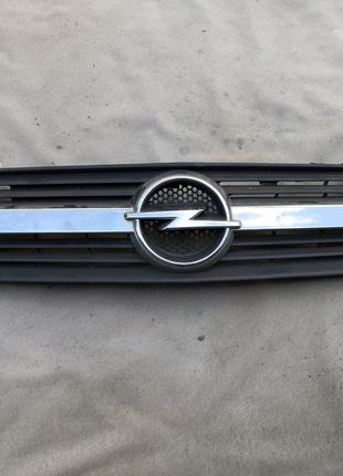 Решетка радиатора Opel Meriva A 13162160 №51