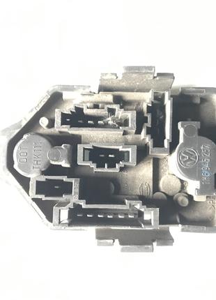 Плата заднього ліхтаря Volkswagen Vento 1h5945257