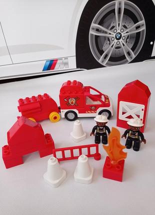 Lego duplo. набор пожарная команда.