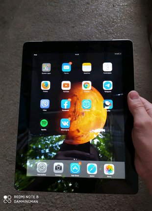 Планшет Apple iPad 2 16GB 3G ЧИСТЫЙ ICLOUD Отл. Состояние