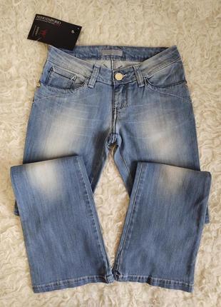 Стильные женские джинсы клеш primo emporio, итальялия, р.s,m