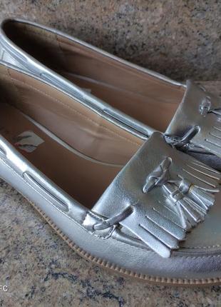 Серебристые туфли лоферы 24,5 см