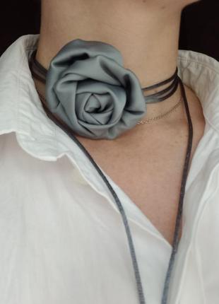 Тренд троянда, роза на шию, розочка