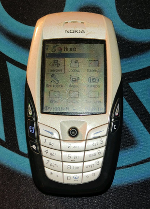 Мобильный телефон. Смартфон Nokia 6600