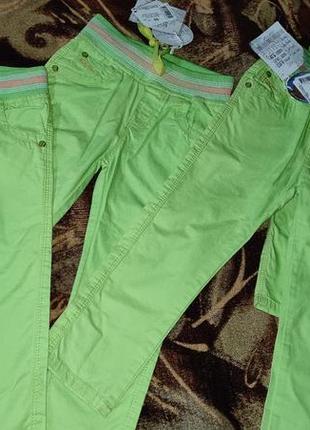 Летние светло-зеленые брюки для девочки 4 шт