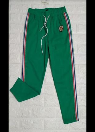 Крутые прогулочные штанишки в стиле "gucci "!