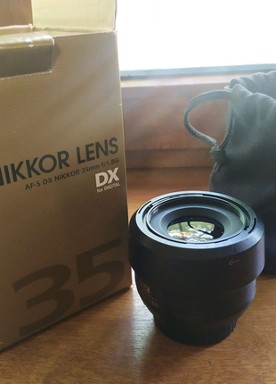 Nikkor 35mm f1.8